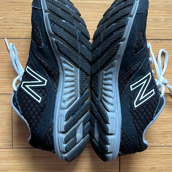 New Balance 635 - Picture 3 of 6